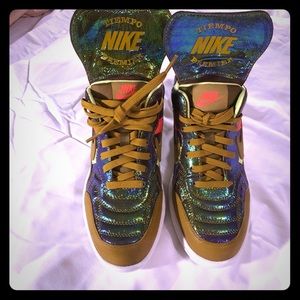 SALE NIKE  WMNS LUNAR TIEMPO SKY HI Premium